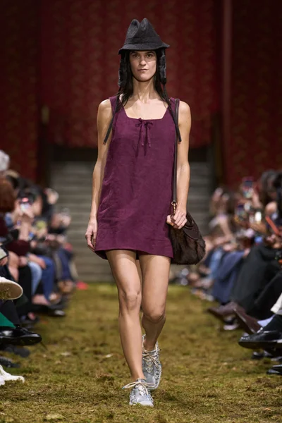 Look 35